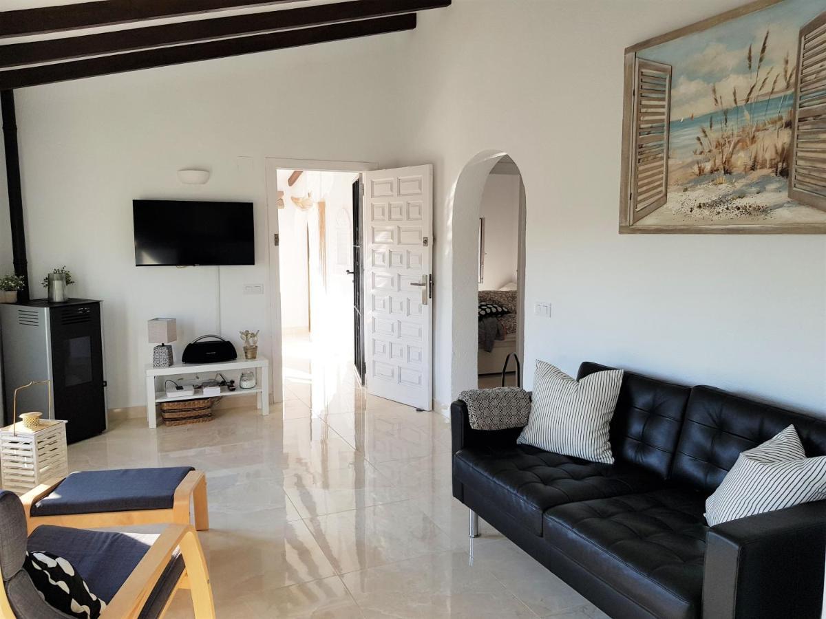 Neu Renovierte Villa Mit Privatem Pool Fusslaeufig Zum Meer Бениса Экстерьер фото