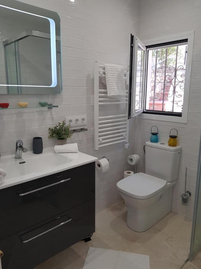 Neu Renovierte Villa Mit Privatem Pool Fusslaeufig Zum Meer Бениса Экстерьер фото