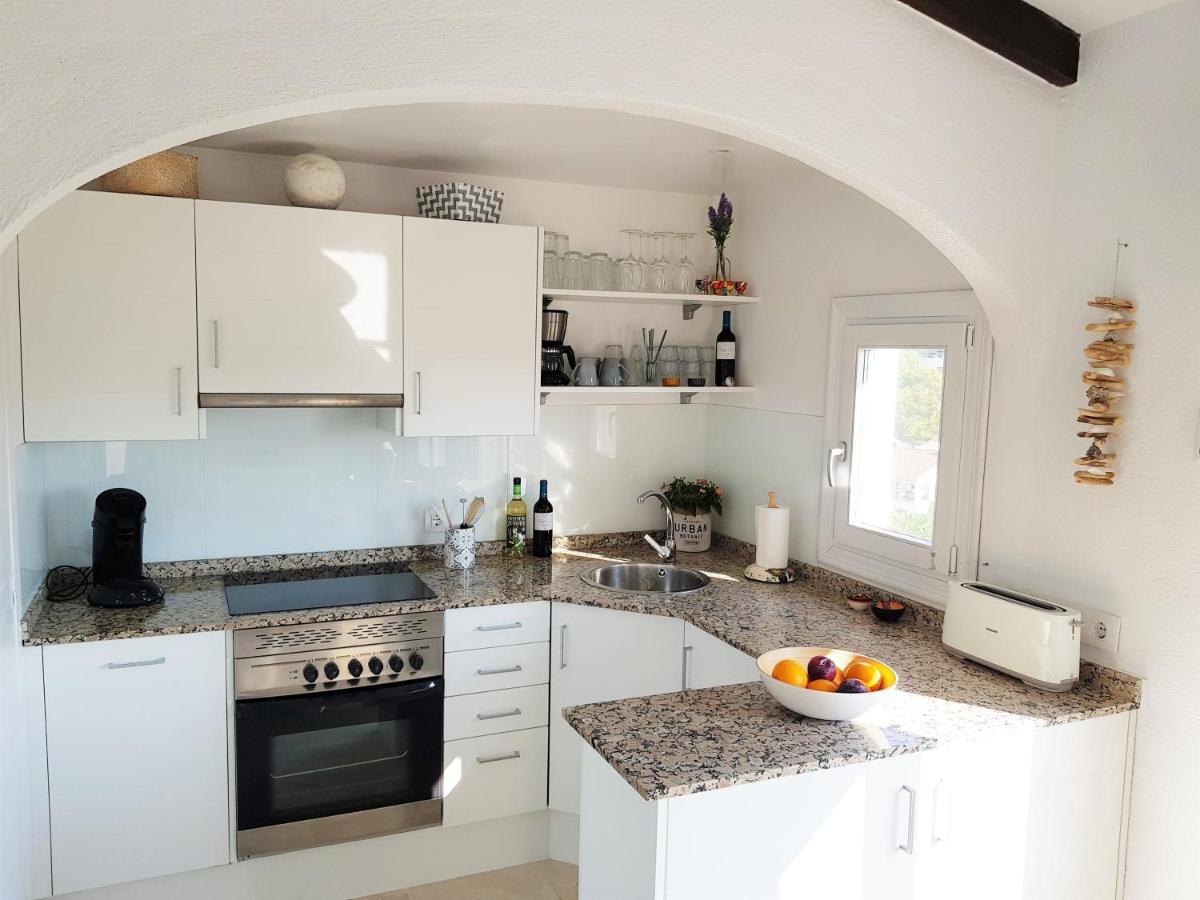 Neu Renovierte Villa Mit Privatem Pool Fusslaeufig Zum Meer Бениса Экстерьер фото